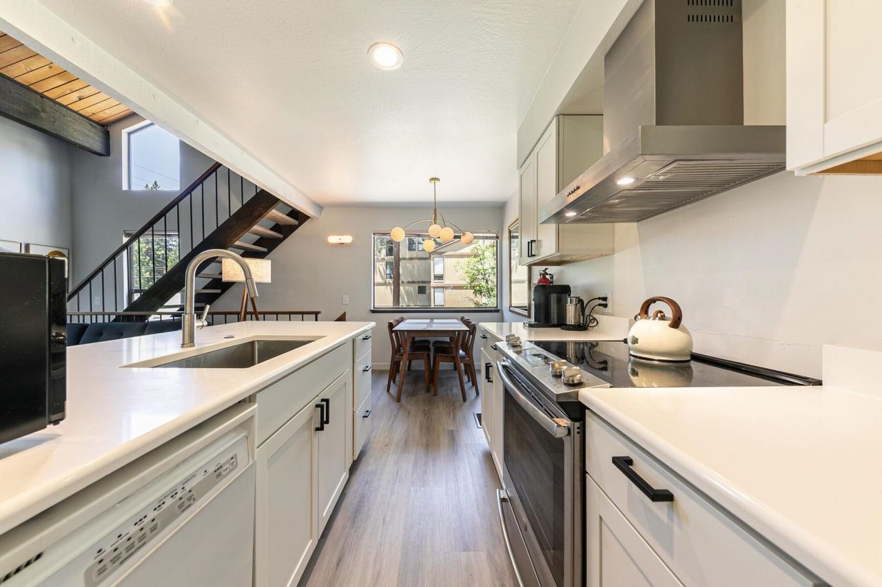 1001 Commonwealth Drive, Kings Beach, CA 96143 Photo