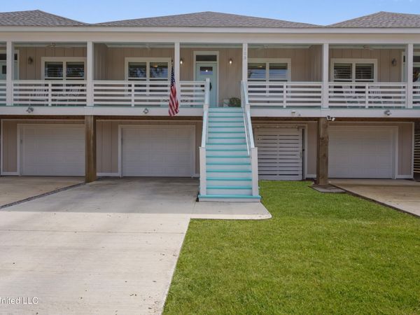 123 E 5th Street, Long Beach, MS 39560