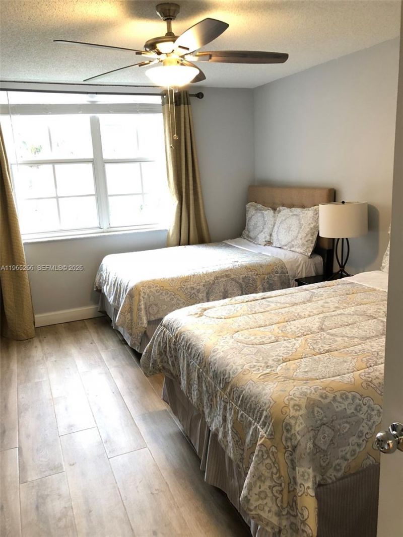 19801 E Country Club Dr, Unit 4406, Aventura, FL 33180 Photo