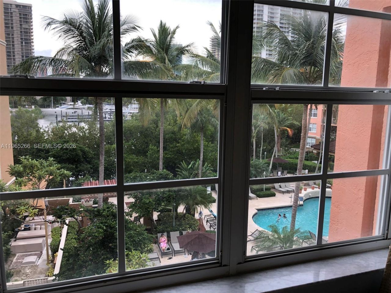 19801 E Country Club Dr, Unit 4406, Aventura, FL 33180 Photo