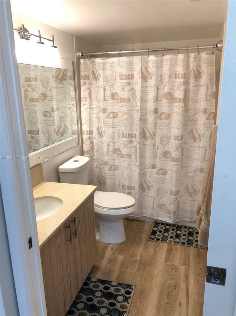 19801 E Country Club Dr, Unit 4406, Aventura, FL 33180 Photo