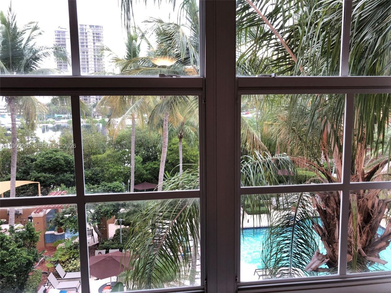 19801 E Country Club Dr, Unit 4406, Aventura, FL 33180 Photo