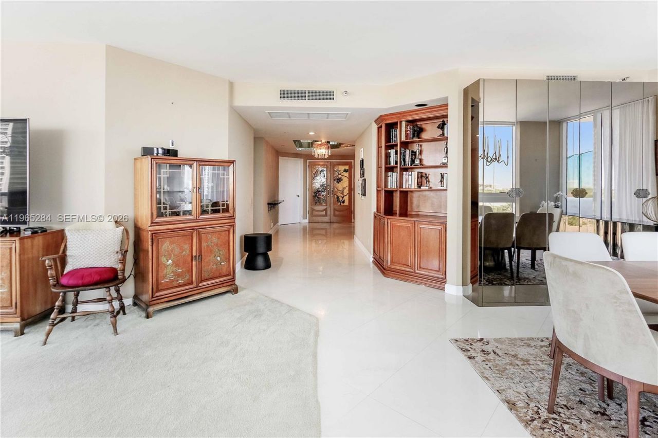 3801 NE 207th St , Unit 704, Aventura, FL 33180 Photo