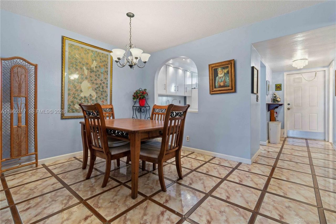 1401 NE Miami Gardens Dr, Unit 287, Miami, FL 33179 Photo