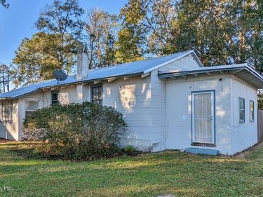 5454 TIMUQUANA Road, Jacksonville, FL 32210