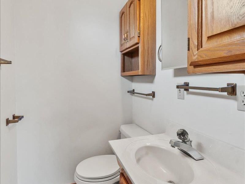 102 Robin Lane, Hillsboro, OH 45133 Photo 17