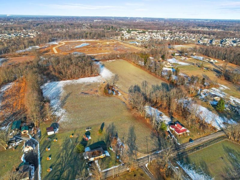 16 Apple Road, Amelia, OH 45102 Photo 2