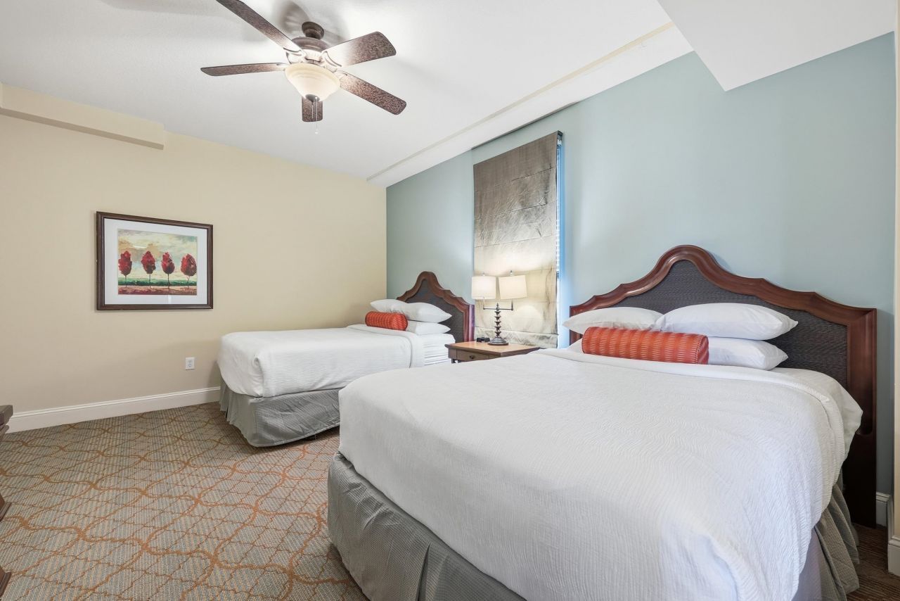 8121 Amalfi Pl.  Photo 19