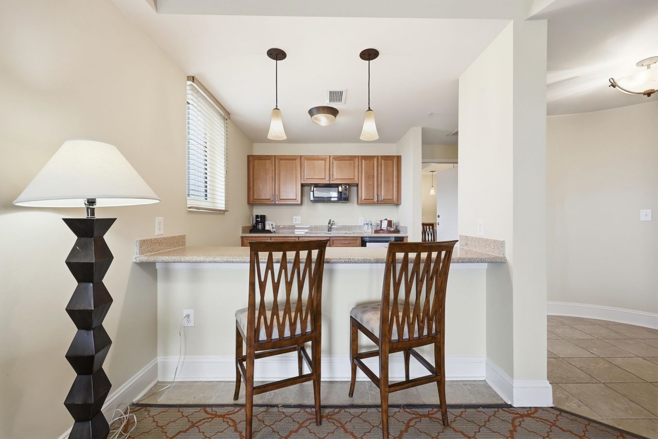 8121 Amalfi Pl.  Photo 27