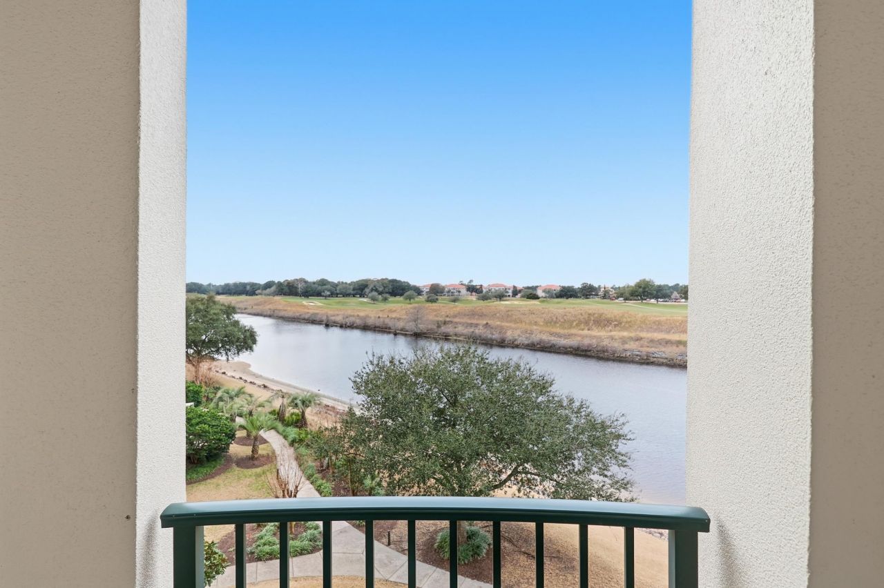 8121 Amalfi Pl.  Photo 33