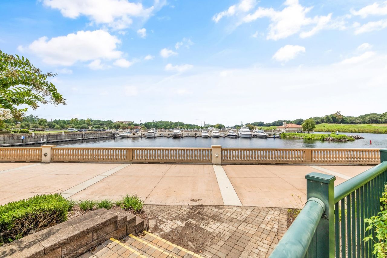 8121 Amalfi Pl.  Photo 48