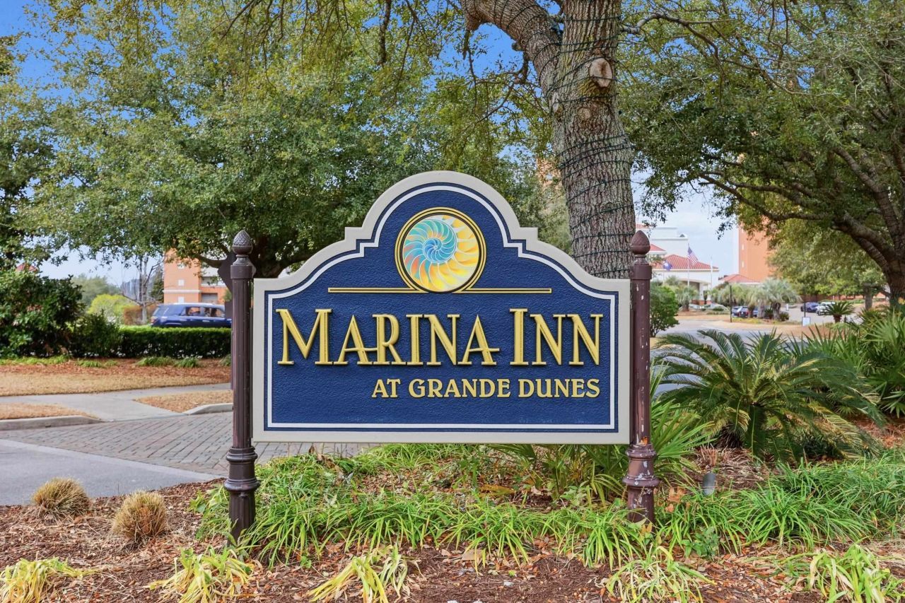 8121 Amalfi Pl.  Photo 49