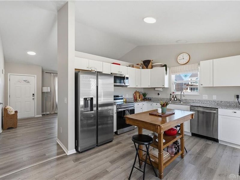 5746 Desoto Street, Dayton, OH 45426 Photo 8