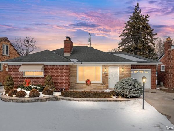 17361 Ego Avenue, Eastpointe, MI 48021