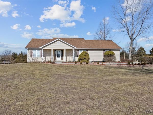 10399 Gibson Road , Bismarck, MO 63624