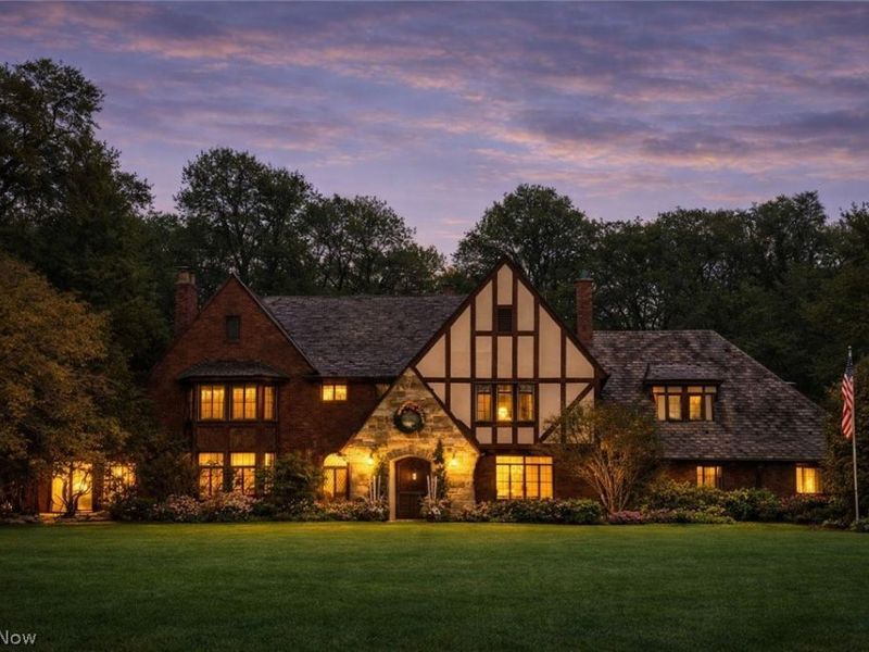 155 Hampshire Road, Akron, OH 44313 Photo 1