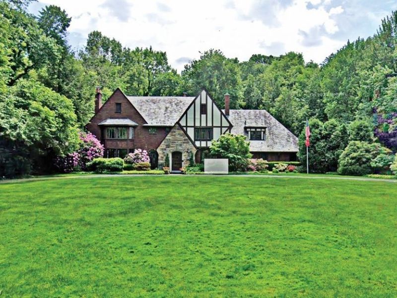 155 Hampshire Road, Akron, OH 44313 Photo 1