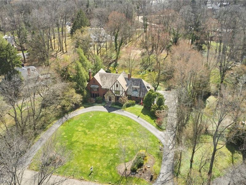 155 Hampshire Road, Akron, OH 44313 Photo 2