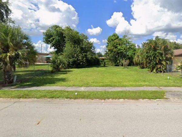 2915 Price AVE , FORT MYERS, FL 33916