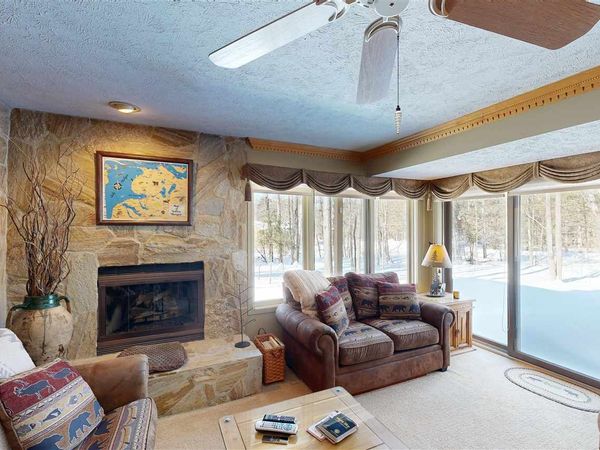 4749 S Pleasantview Road, Unit 124, Harbor Springs, MI 49740