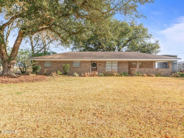 816 Cemetery Road, St. Martinville, LA 70582