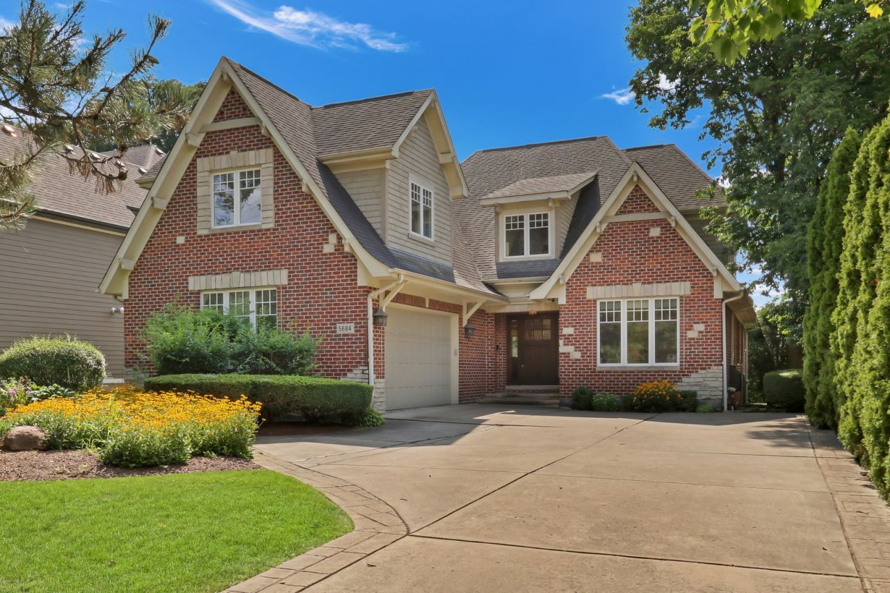 5684 Wolf Road, Western Springs, IL 60558 Main Photo