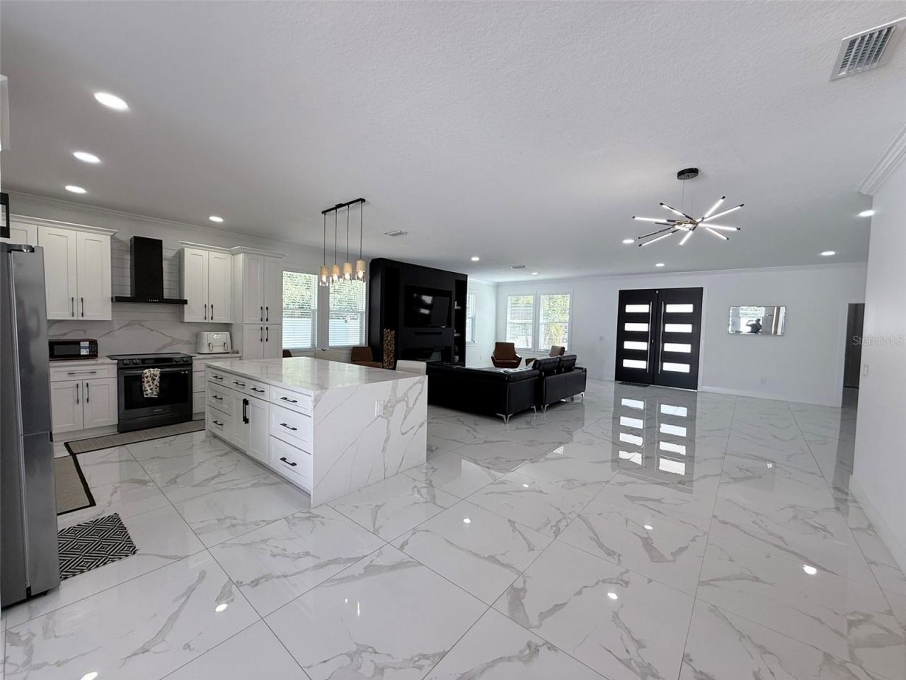 7403 Edgemere Road, Tampa, FL 33625 Photo