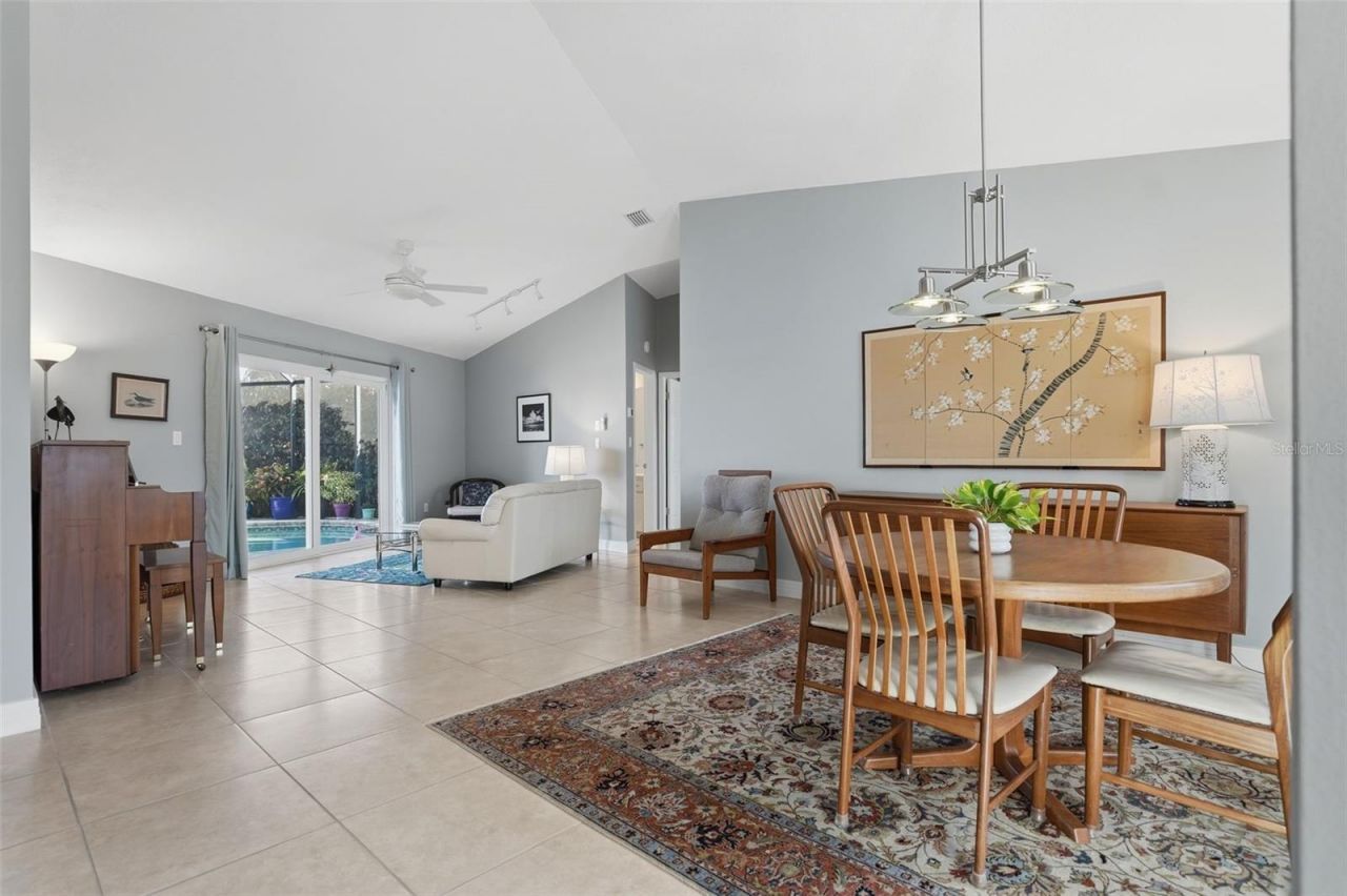 2316 S Shore Drive Se, Saint Petersburg, FL 33705 Photo