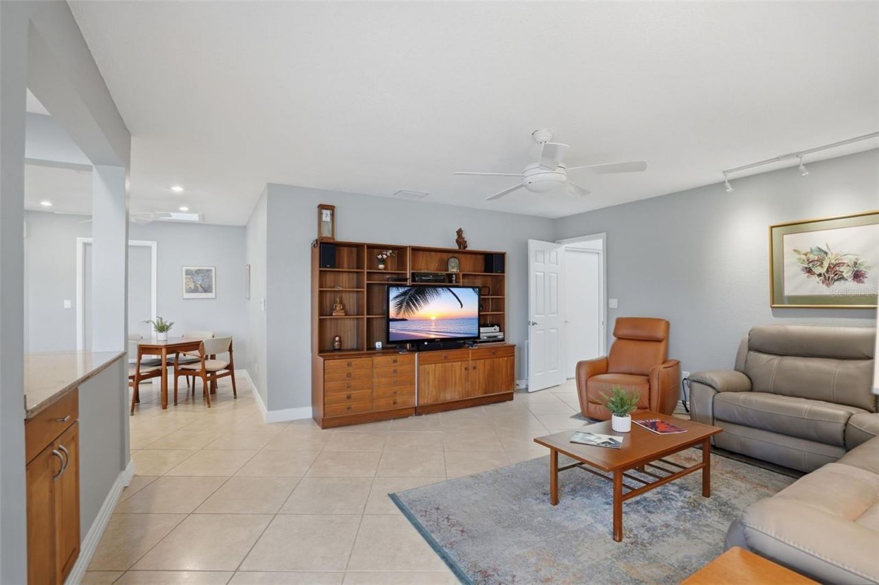 2316 S Shore Drive Se, Saint Petersburg, FL 33705 Photo