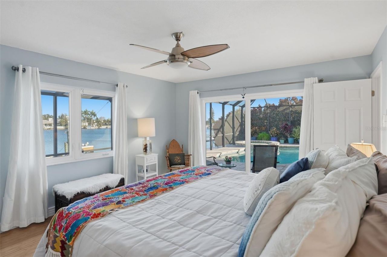 2316 S Shore Drive Se, Saint Petersburg, FL 33705 Photo