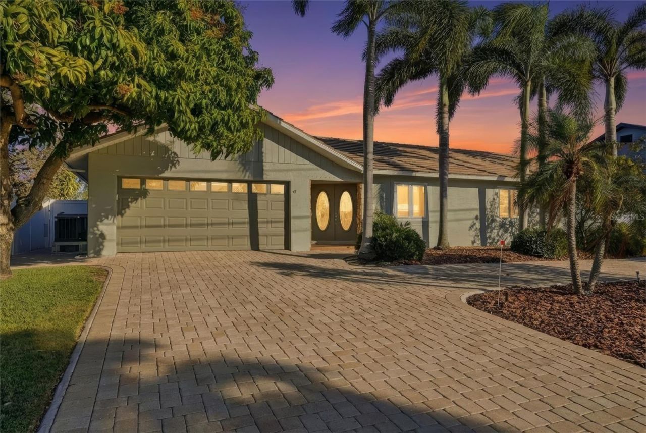 2316 S Shore Drive Se, Saint Petersburg, FL 33705 Photo