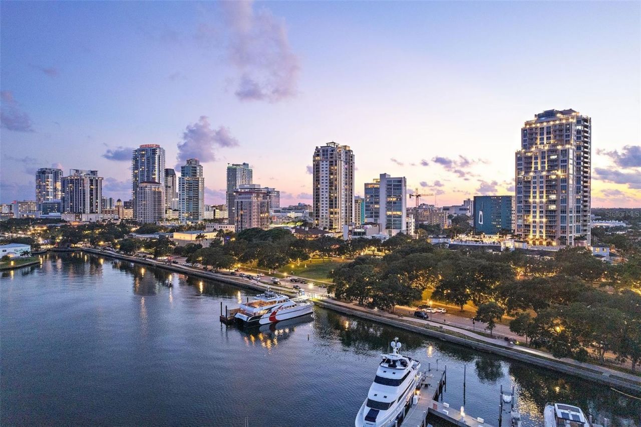 2316 S Shore Drive Se, Saint Petersburg, FL 33705 Photo