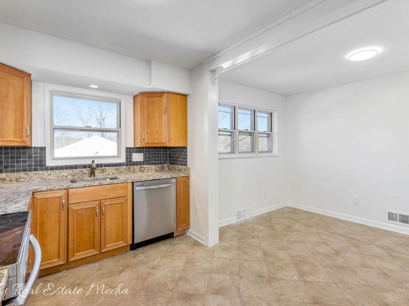 7936 Eagle Creek Road, Cincinnati, OH 45247 Photo 15