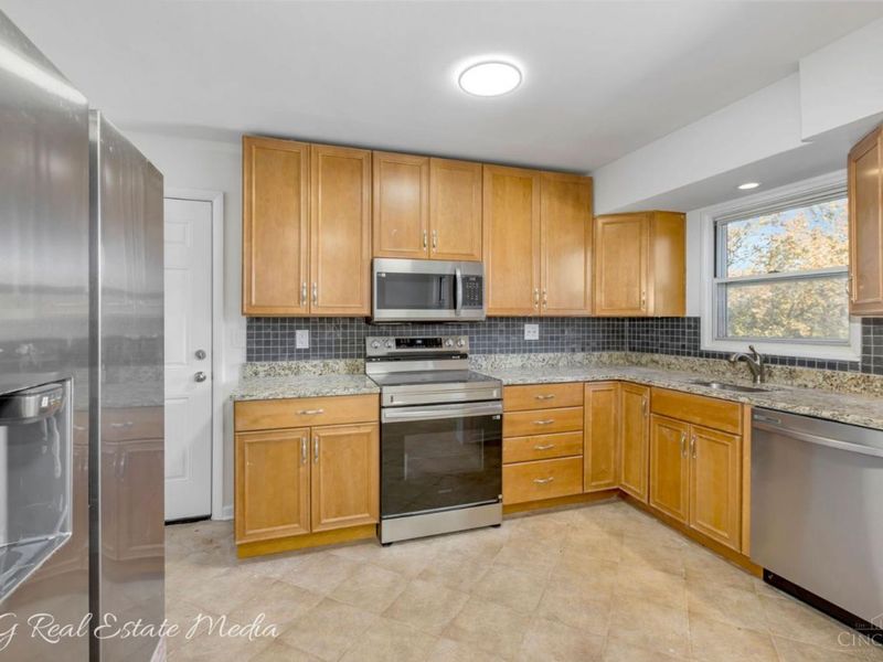 7936 Eagle Creek Road, Cincinnati, OH 45247 Photo 16