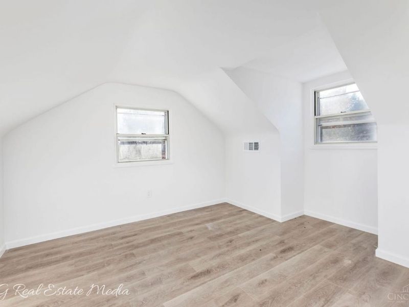 7936 Eagle Creek Road, Cincinnati, OH 45247 Photo 26