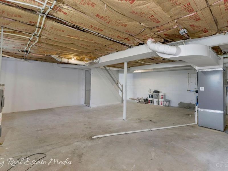 7936 Eagle Creek Road, Cincinnati, OH 45247 Photo 32