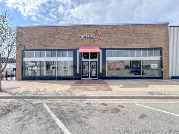 215 E 2nd Street, Bartlesville, OK 74003