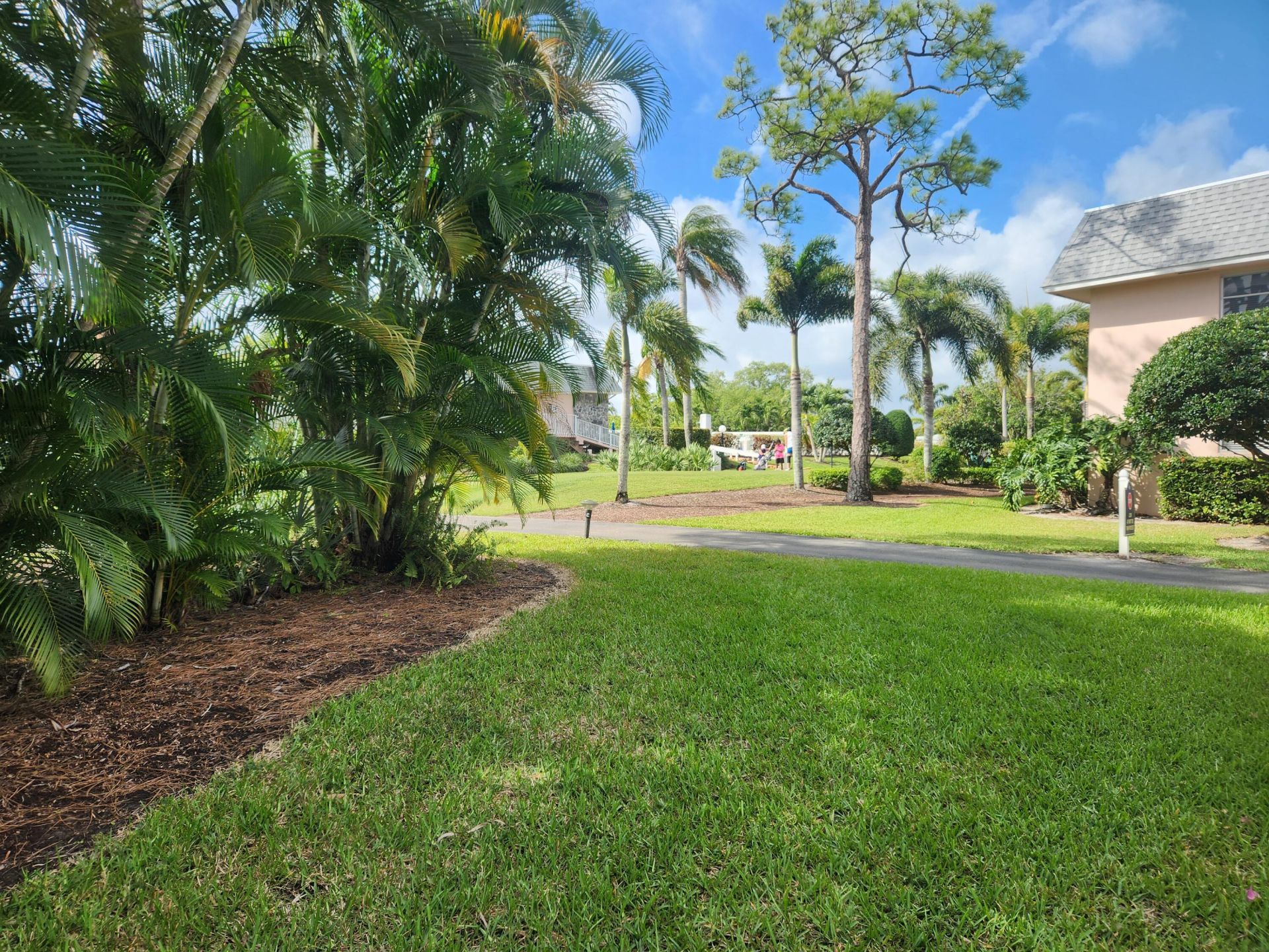 18081 SE Country Club Drive, Unit 259, Tequesta, FL 33469 Photo