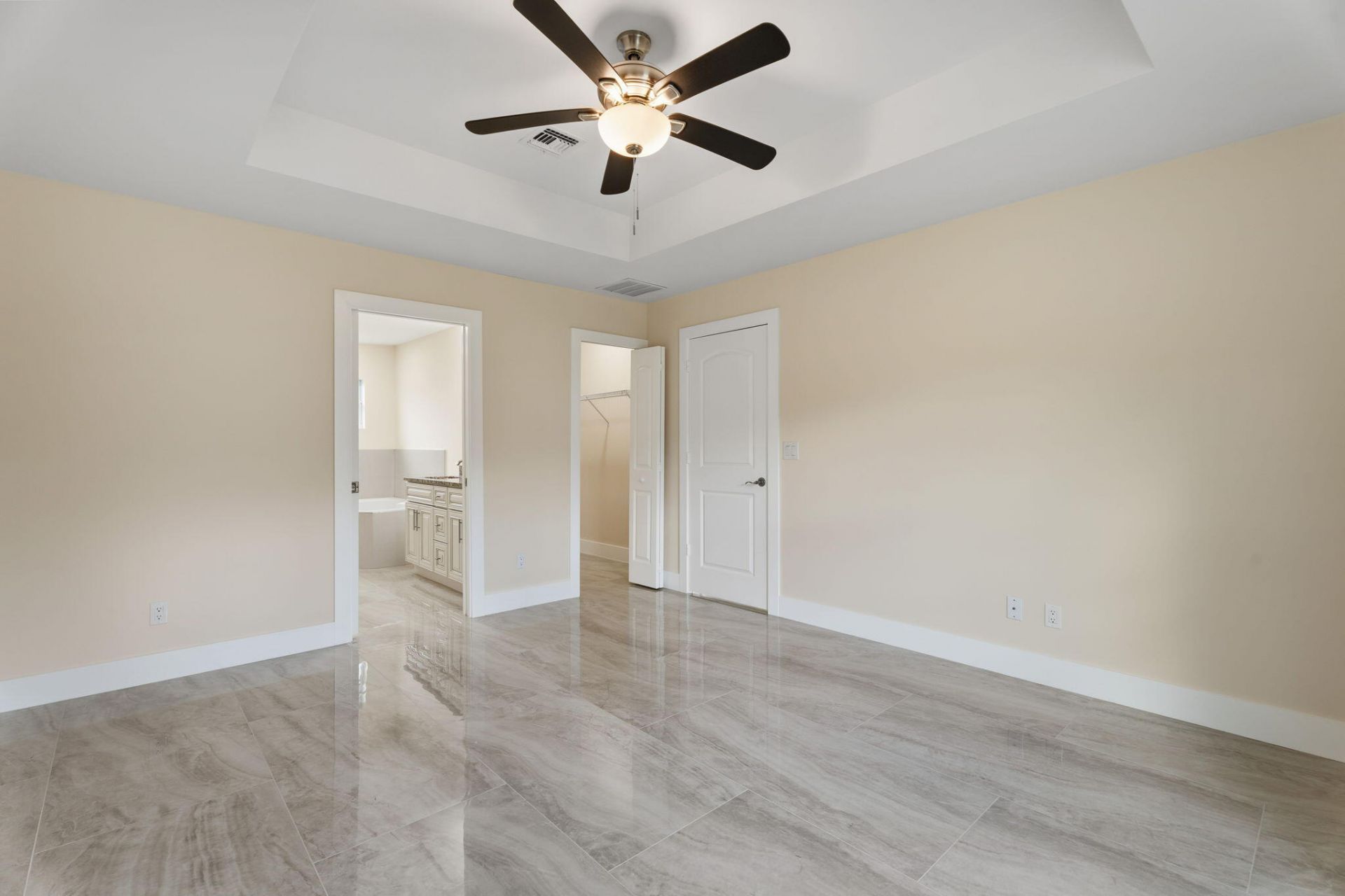 4947 NW Flintstone Avenue, Port Saint Lucie, FL 34983 Photo