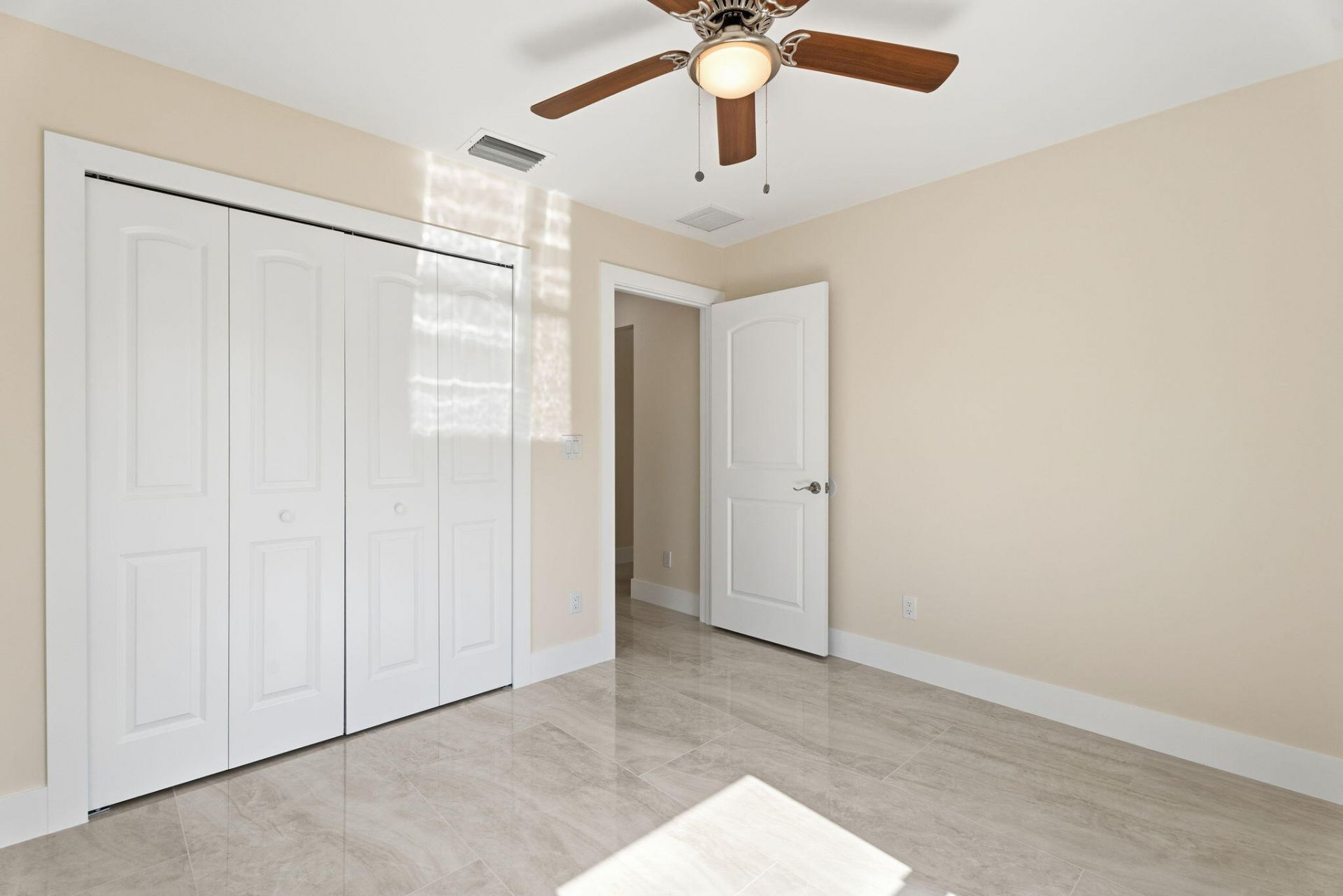 4947 NW Flintstone Avenue, Port Saint Lucie, FL 34983 Photo