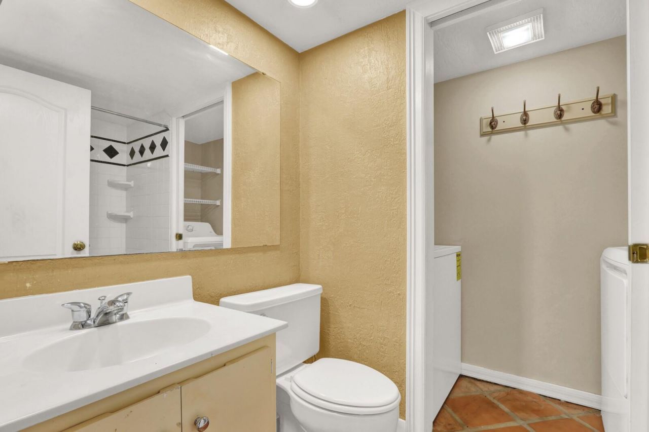 3227 Gardens East Dr, Unit C, Palm Beach Gardens, FL 33410 Photo