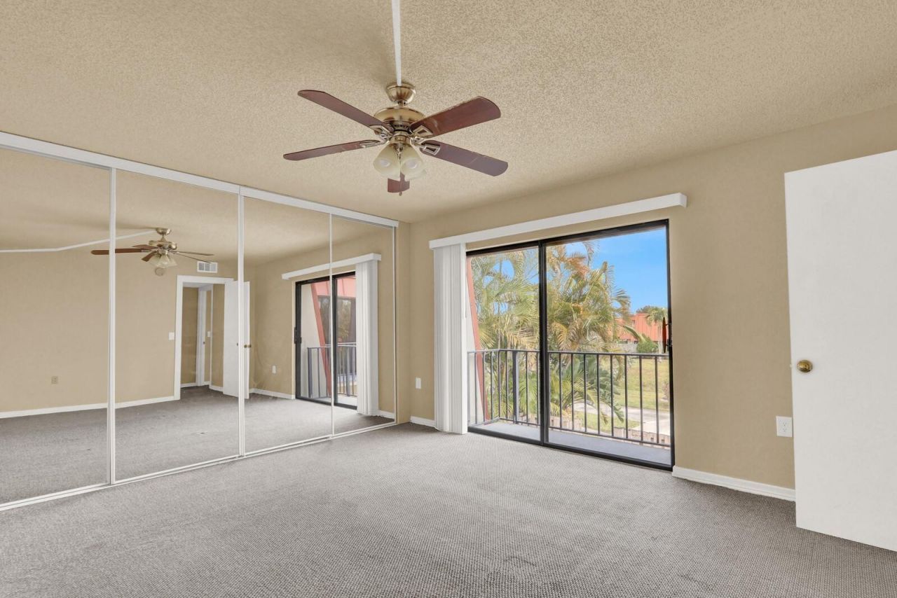 3227 Gardens East Dr, Unit C, Palm Beach Gardens, FL 33410 Photo