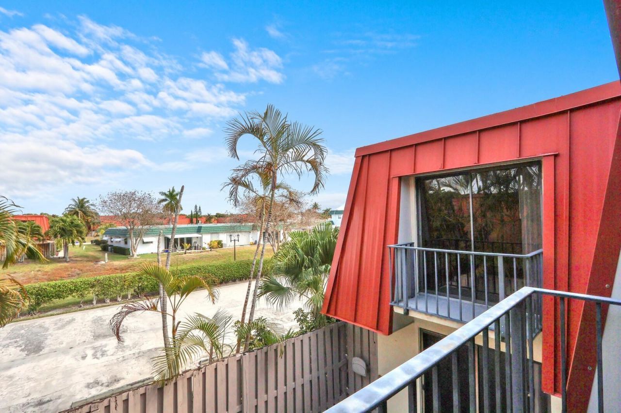 3227 Gardens East Dr, Unit C, Palm Beach Gardens, FL 33410 Photo