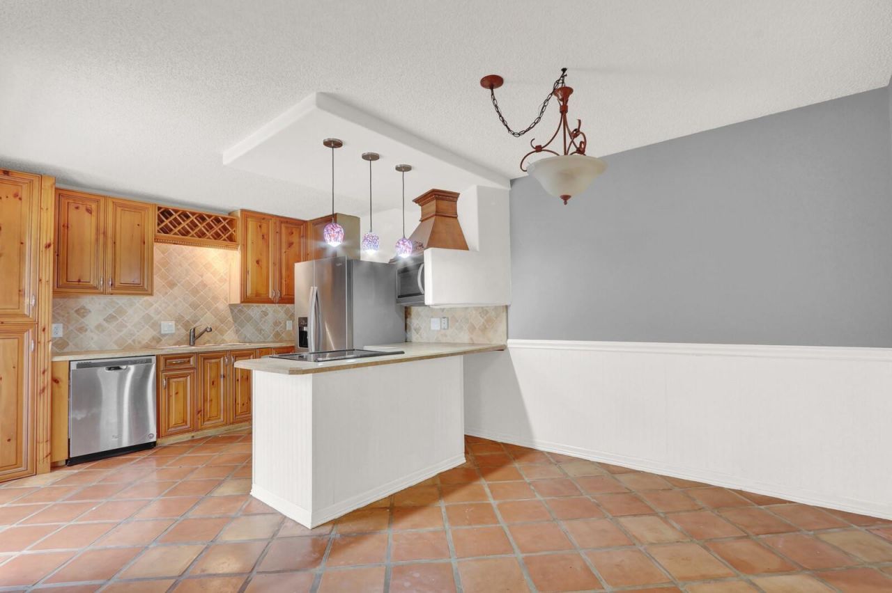 3227 Gardens East Dr, Unit C, Palm Beach Gardens, FL 33410 Photo