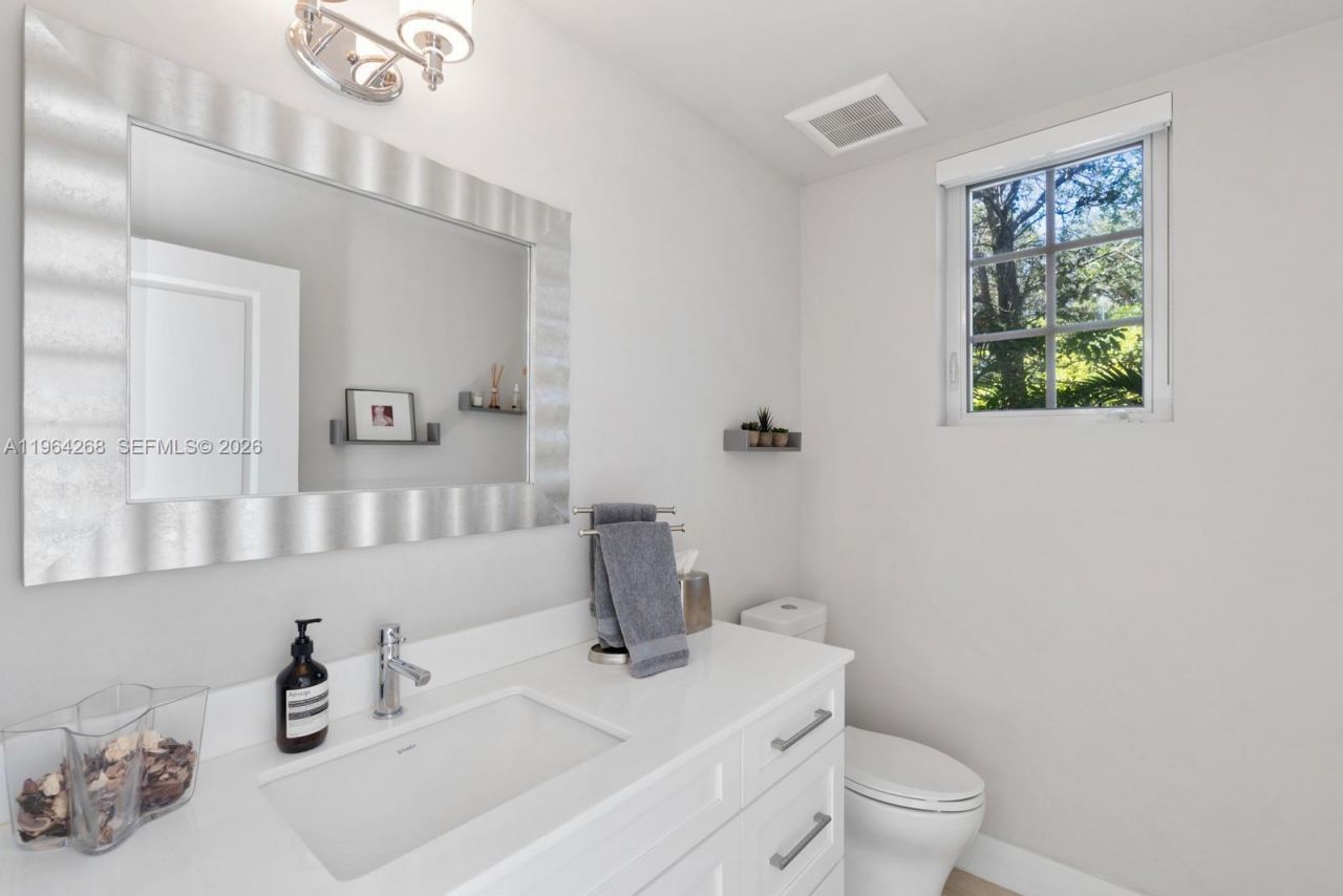 1320 San Benito Ave , Coral Gables, FL 33134 Photo