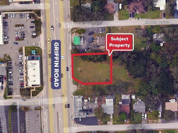 2641 Griffin Rd , Dania Beach, FL 33312