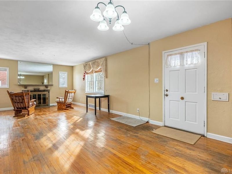 327 Harman Boulevard, Oakwood, OH 45419 Photo 2