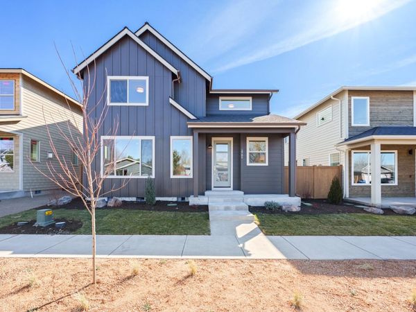 2785 NE Rainier Drive, Unit Lot 35, Bend, OR 97701