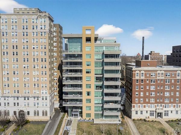 4545 Lindell Boulevard , Unit 20, St Louis, MO 63108