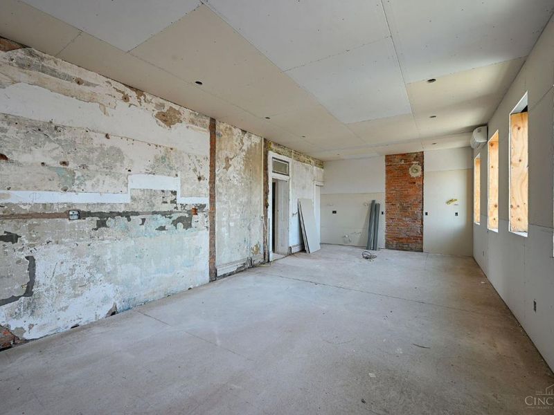 1913 Central Avenue, Cincinnati, OH 45214 Photo 10